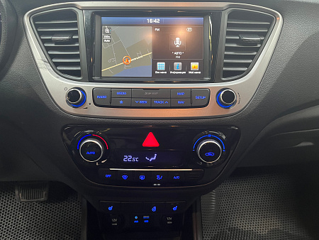 Hyundai Solaris 1.6 AT (123 л.с.) 2018