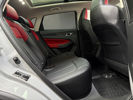 Changan UNI-S 1.5T DCT (181 л.с.) 2024