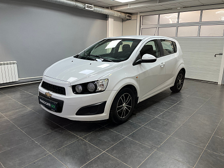 Chevrolet Aveo 1.6 AT (115 л.с.) 2012