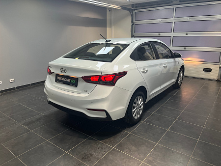 Hyundai Solaris 1.6 AT (123 л.с.) 2018