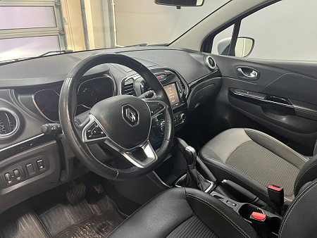 Renault Kaptur 1.3 TCe CVT (150 л.с.) 2021