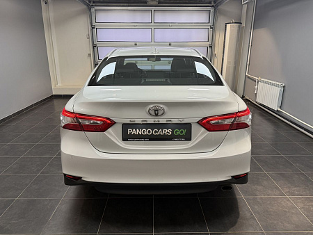 Toyota Camry 2.5 AT (181 л.с.) 2019