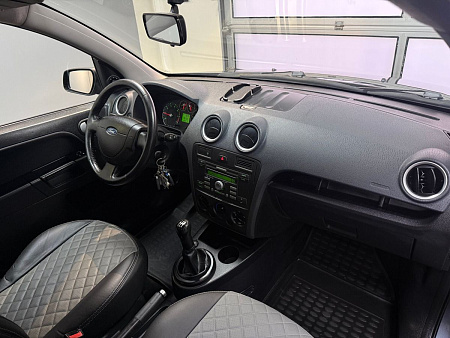 Ford Fusion 1.6 MT (101 л.с.) 2008
